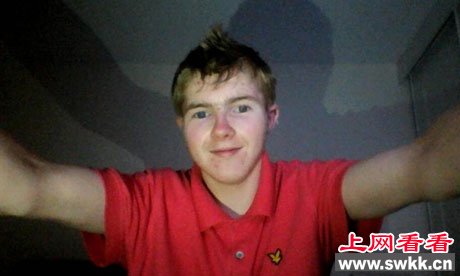 英国17岁少年在收到一封“黑色邮件”后离奇自杀