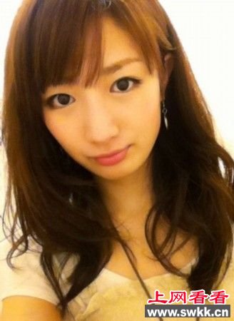 日本空手道美女走红
