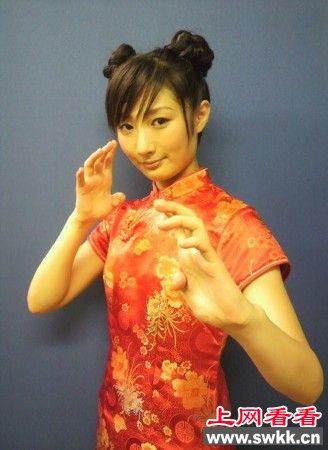 日本空手道美女走红