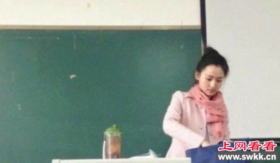 最美英语老师川师老师酷似刘诗诗走红 图