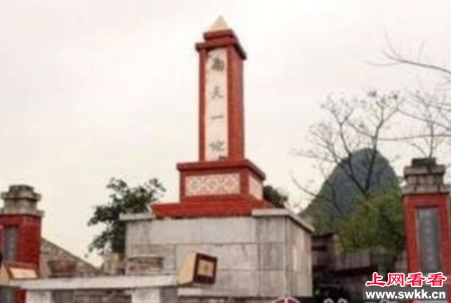 农民为己修建活人墓 图