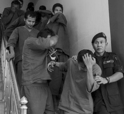 两少女疑遭39人强暴