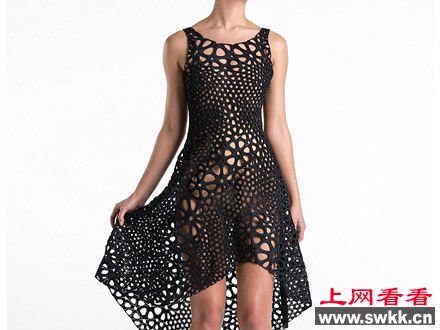 美国研发4D裙更贴身好看 造价近2万(图)