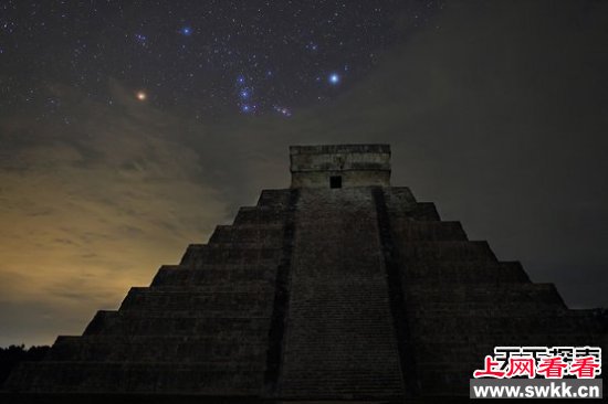 美国空军护士临终揭秘 被捕外星人讲述地球前世今生