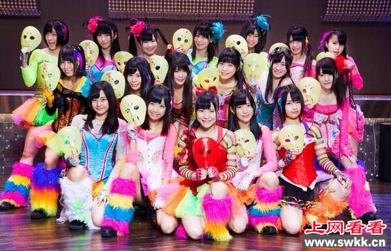 假面女子组合近来走红