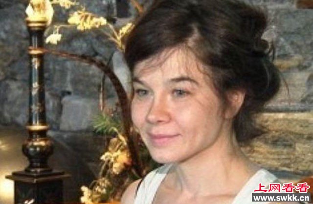 美国美女硕士陪睡不卖身仅供客人搂抱睡觉