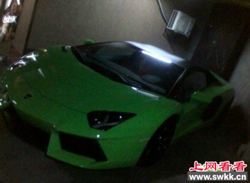 秘中国大陆最牛的地下车库!奔驰宝马只能算“屌丝级别”