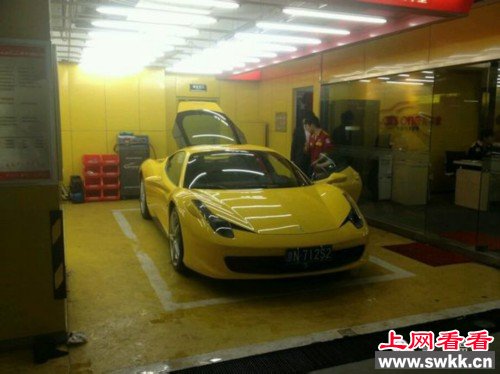 秘中国大陆最牛的地下车库!奔驰宝马只能算“屌丝级别”
