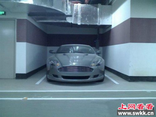秘中国大陆最牛的地下车库!奔驰宝马只能算“屌丝级别”
