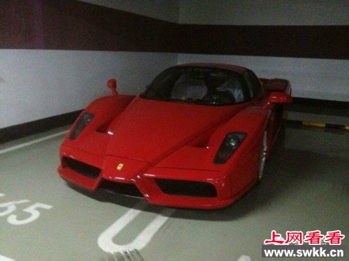 秘中国大陆最牛的地下车库!奔驰宝马只能算“屌丝级别”