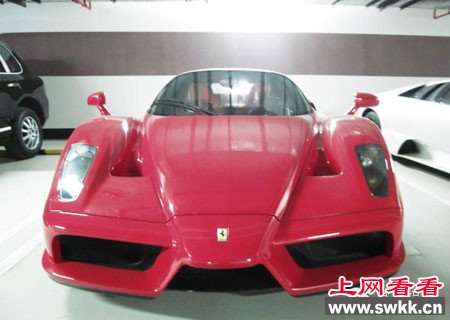 秘中国大陆最牛的地下车库!奔驰宝马只能算“屌丝级别”