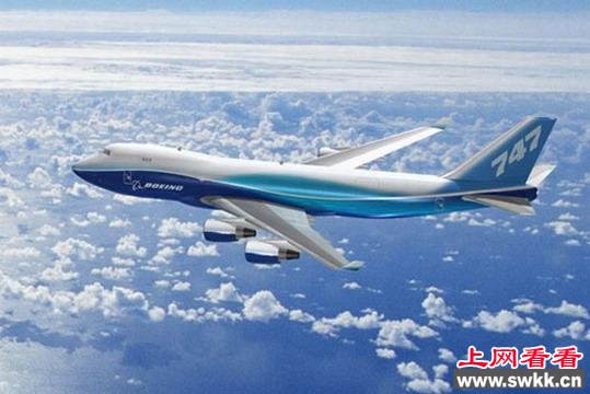 客机空中遇强流以超音速飞行