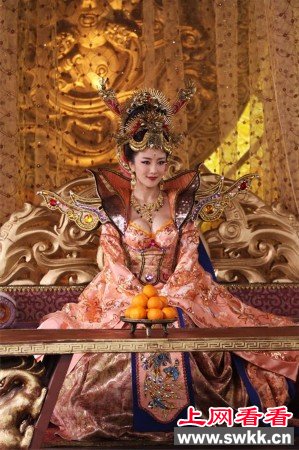 一代妖后新妲己未删减胸照远超媚娘