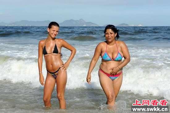 沙滩 美女 比基尼 实拍热辣的巴西海滩美女如云