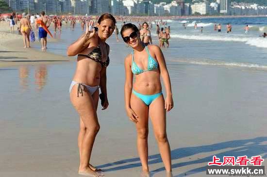 沙滩 美女 比基尼 实拍热辣的巴西海滩美女如云