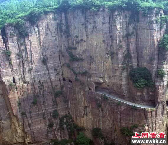 挂壁公路