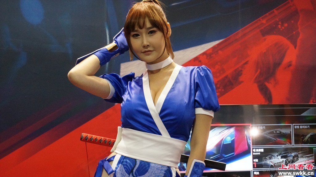 Showgirl美女面试改拼美腿