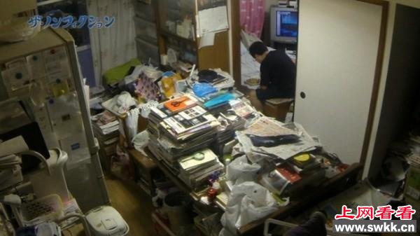 日本第一宅男27年没出过门 称时常会有孤独感