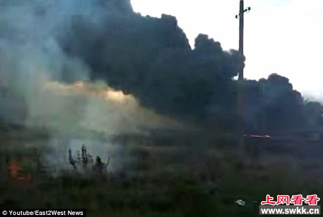 情侣目击马航MH17坠毁新画面曝光