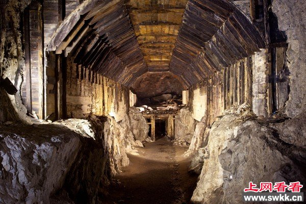 纳粹黄金列车或藏第8大奇迹琥珀宫