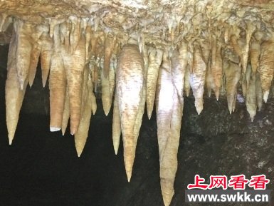 打井挖出万年溶洞