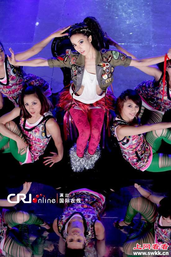 AngelaBaby范冰冰韩彩英 明星整容范本盘点