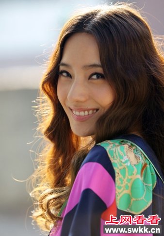 AngelaBaby范冰冰韩彩英 明星整容范本盘点