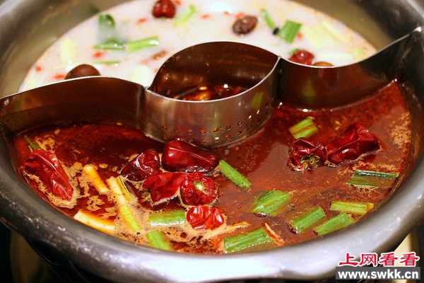 火锅吃出手机电池