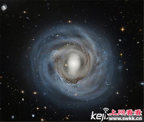 不明飞行物上现外星男婴 外星人存在不容置疑