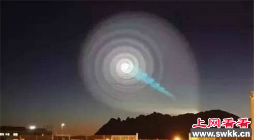 南极发现神秘外星巨人 身高竟达30米！