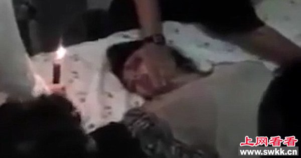 惊悚！西班牙女子听闻自己死讯着魔一笑