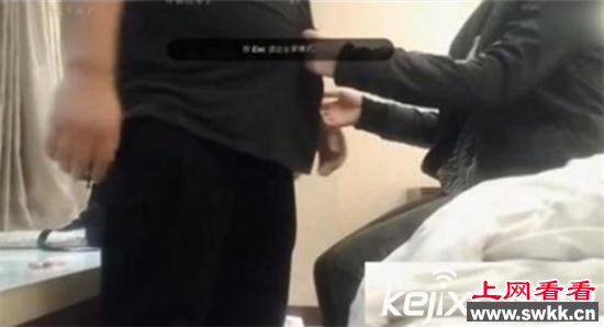 女主播约会粉丝遭下药 全程直播上演3P大戏（图）