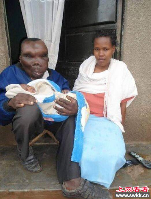 世界上最丑的男人 两任妻子共育8个孩子