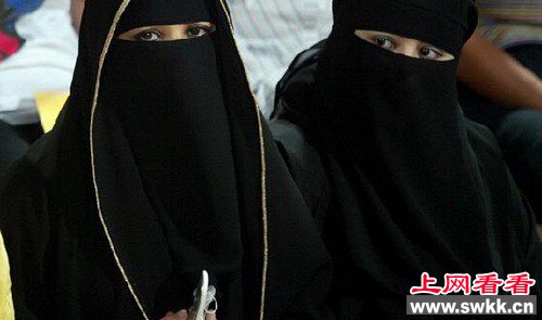 阿拉伯女子穿衣