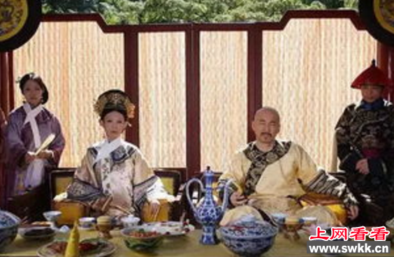 中国古代皇帝吃饭的规矩，至高无上也不好