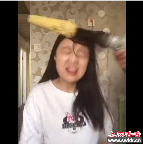 电钻啃玉米