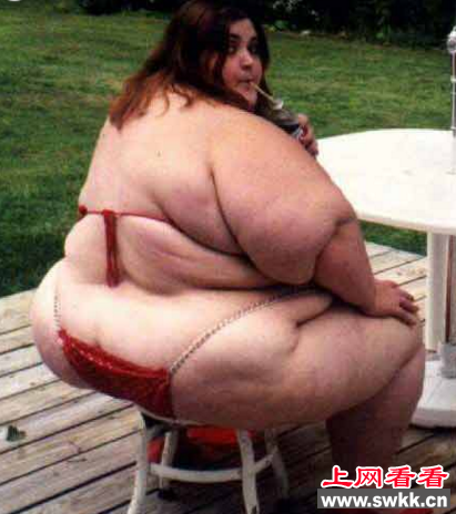 非常胖的女人