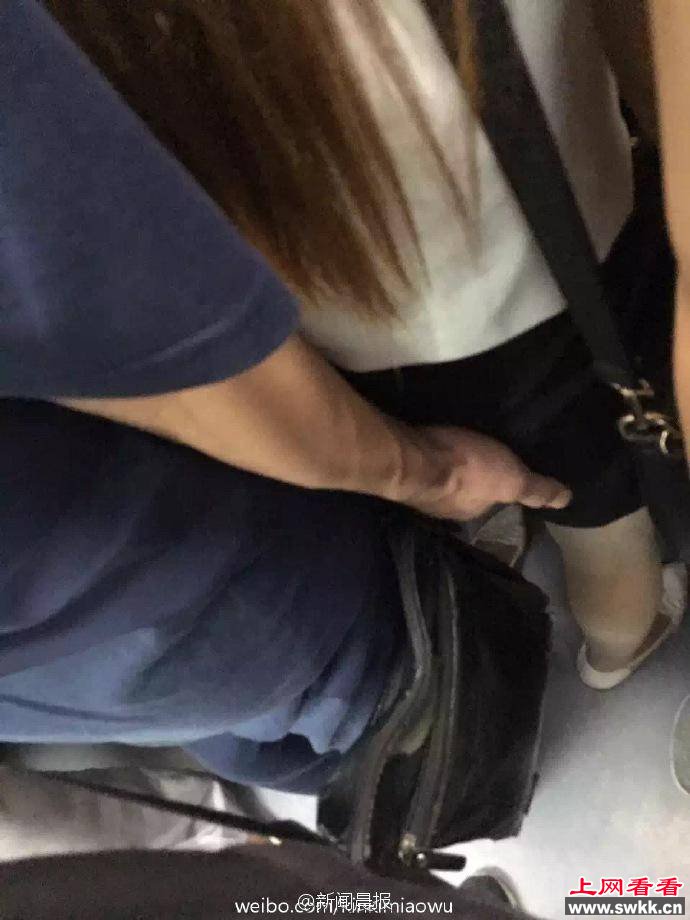 女儿地铁遇咸猪手
