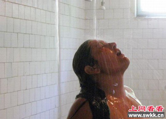 女犯人监狱生活