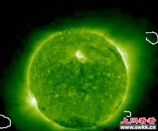太阳周围的ufo