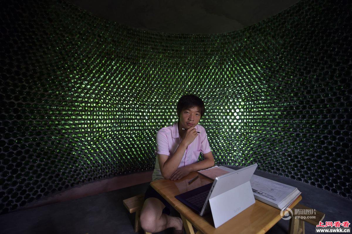 啤酒瓶建小屋