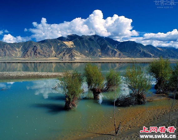 雅鲁藏布江