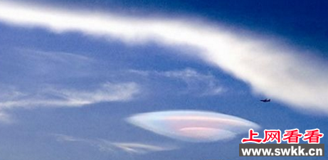 厦门上空惊现ufo云彩