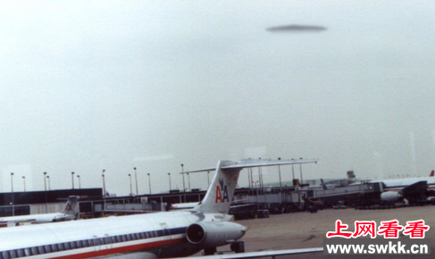 美国机场ufo事件