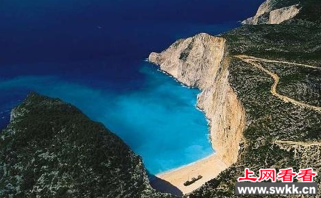 百慕大三角洲被称为“魔鬼三角区”和“丧命地狱”