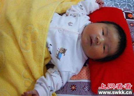 河北巨婴降生惊呆医生 