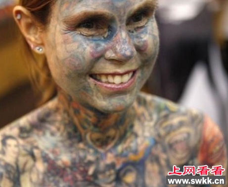 世界上纹身最多的女人