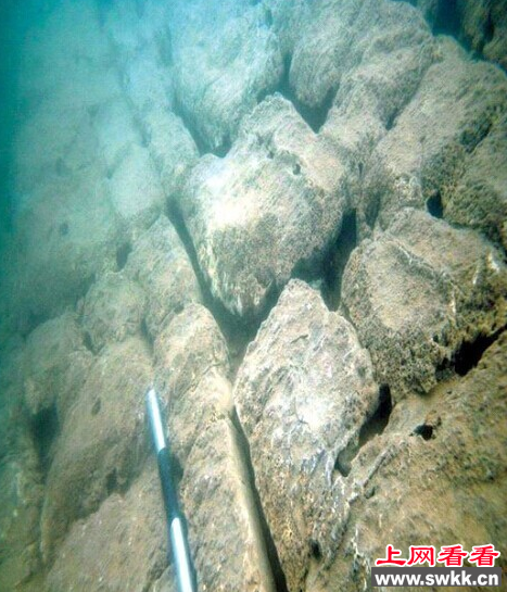 抚仙湖水下古城