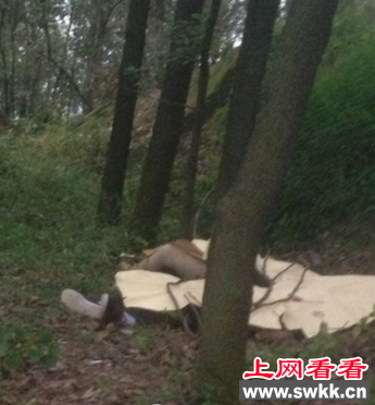 宝马山双尸案现场
