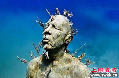 神秘海底人
